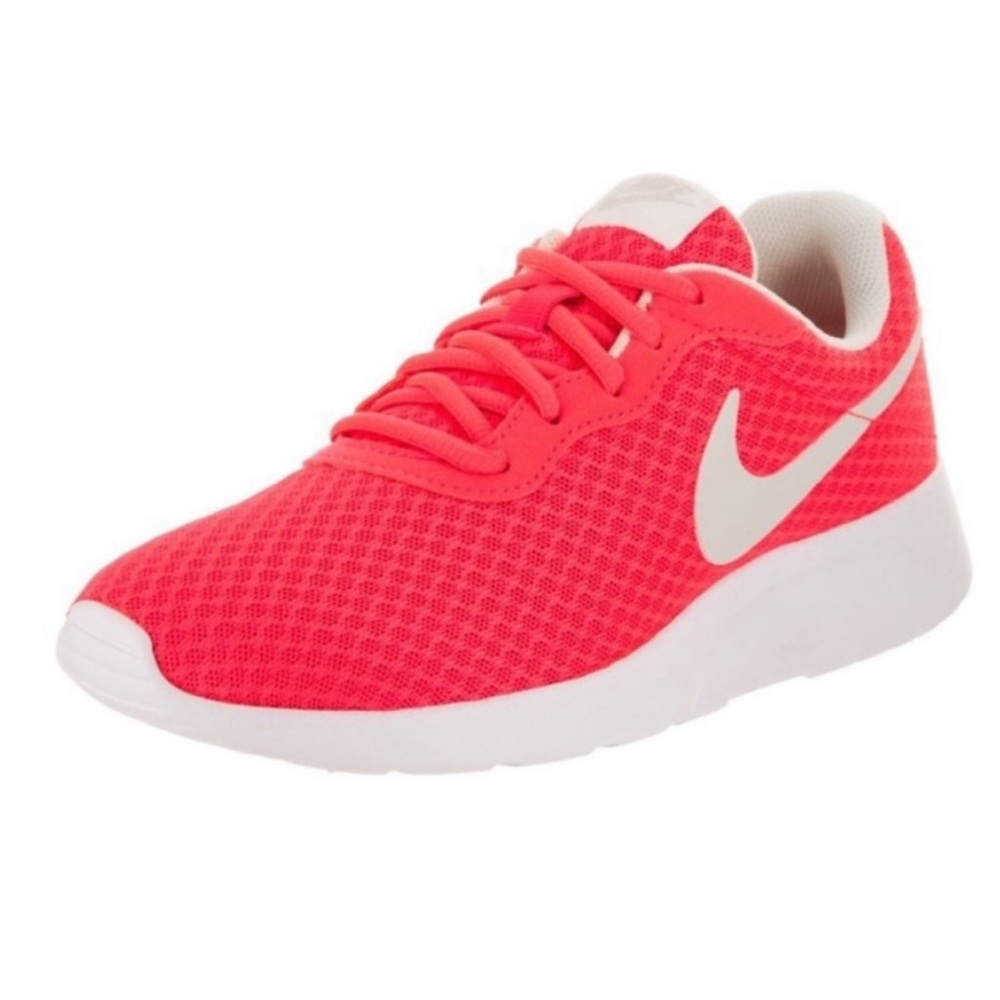 NIKE TANJUN